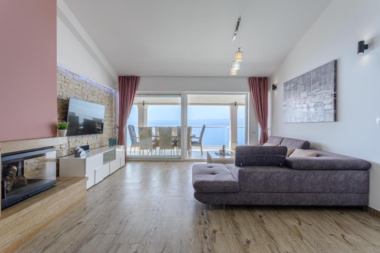 Apartments Hope Dugi Rat Ngoại thất bức ảnh
