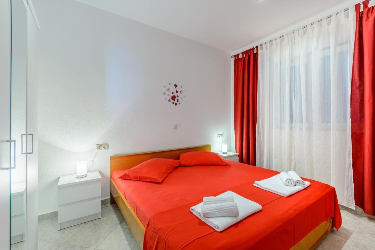 Apartments Hope Dugi Rat Ngoại thất bức ảnh