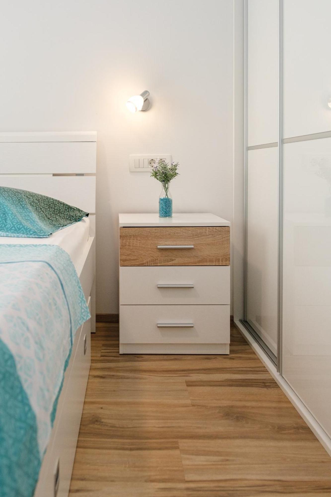 Apartments Hope Dugi Rat Phòng bức ảnh