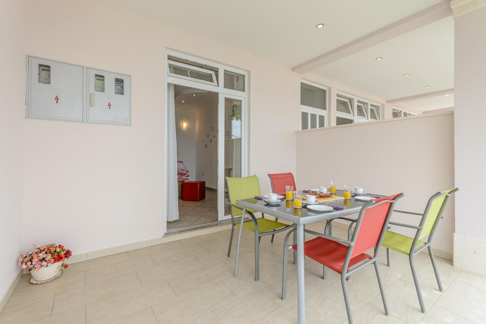 Apartments Hope Dugi Rat Phòng bức ảnh