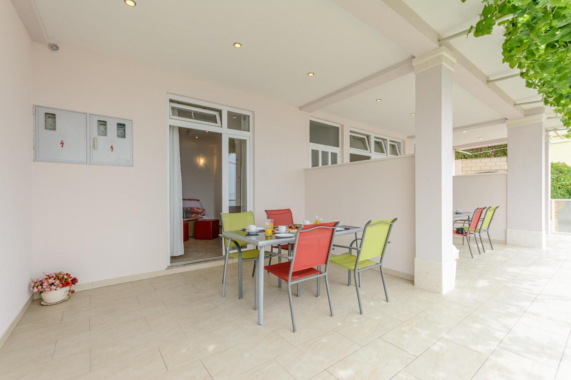 Apartments Hope Dugi Rat Phòng bức ảnh