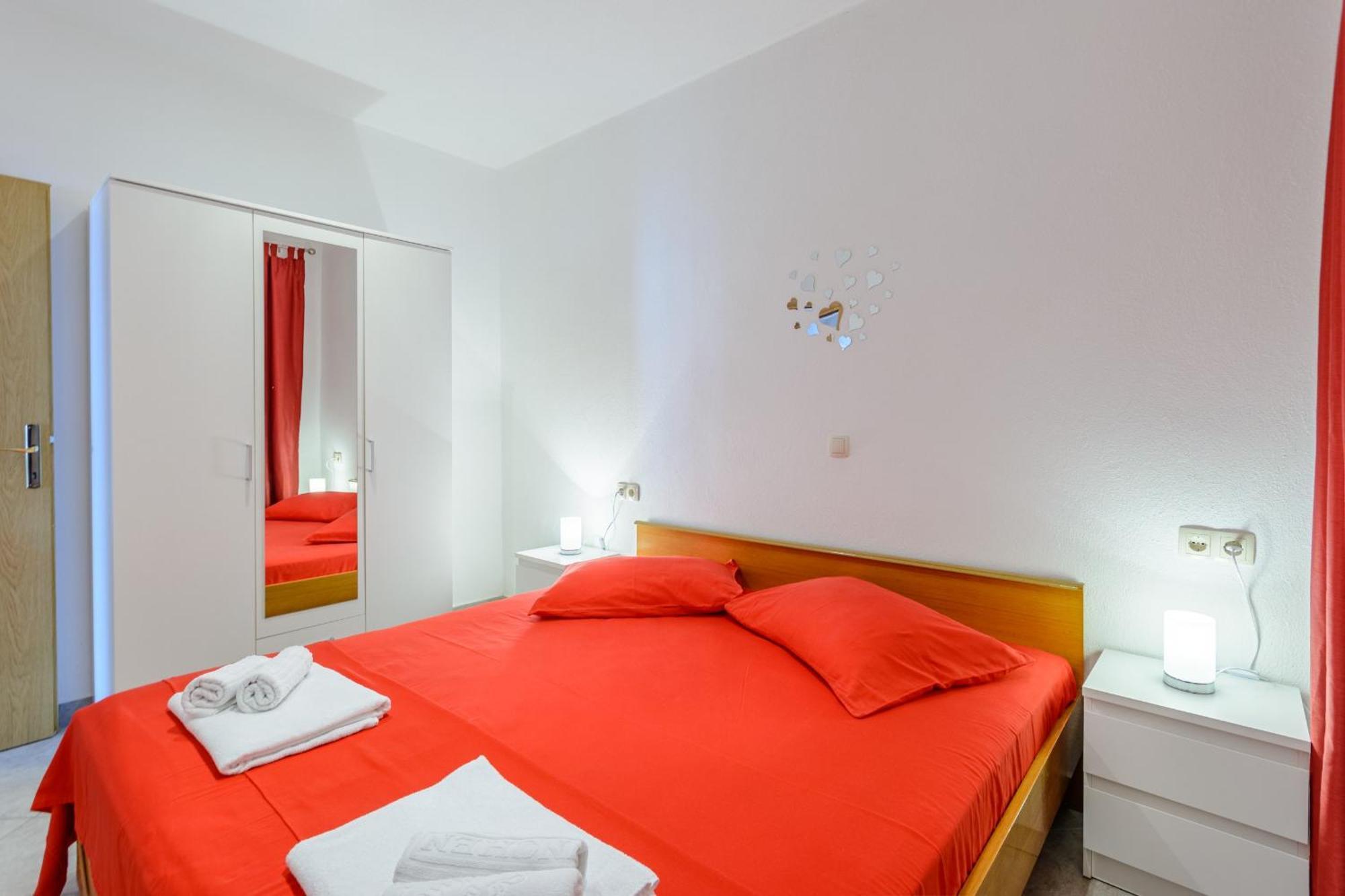 Apartments Hope Dugi Rat Phòng bức ảnh