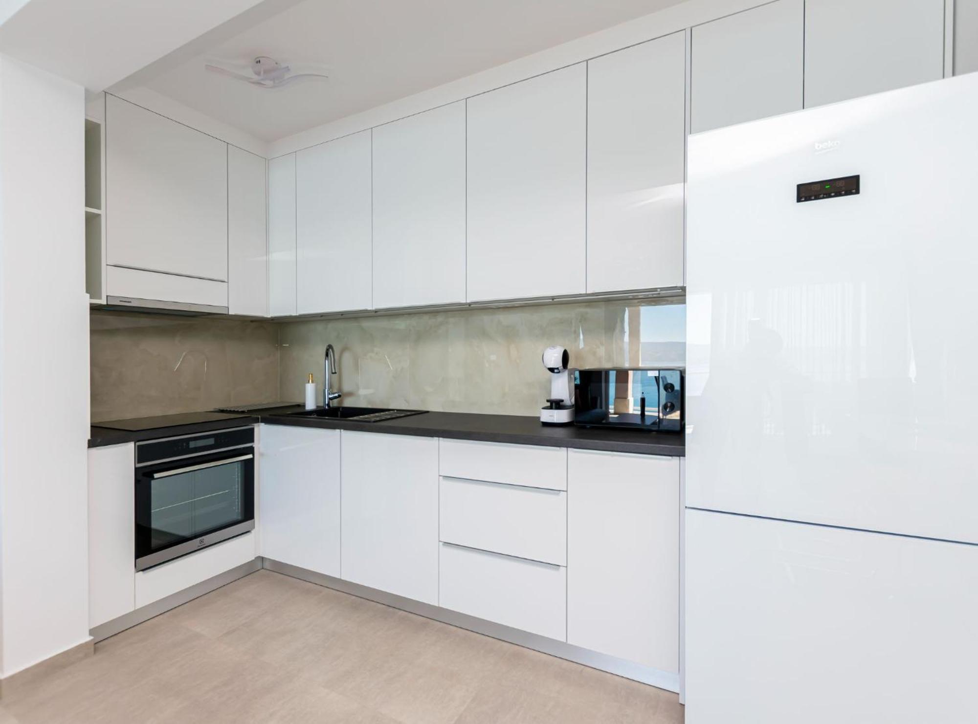 Apartments Hope Dugi Rat Ngoại thất bức ảnh